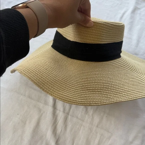 Wide Brim Straw Hat with Black Band - Picture 2 of 3